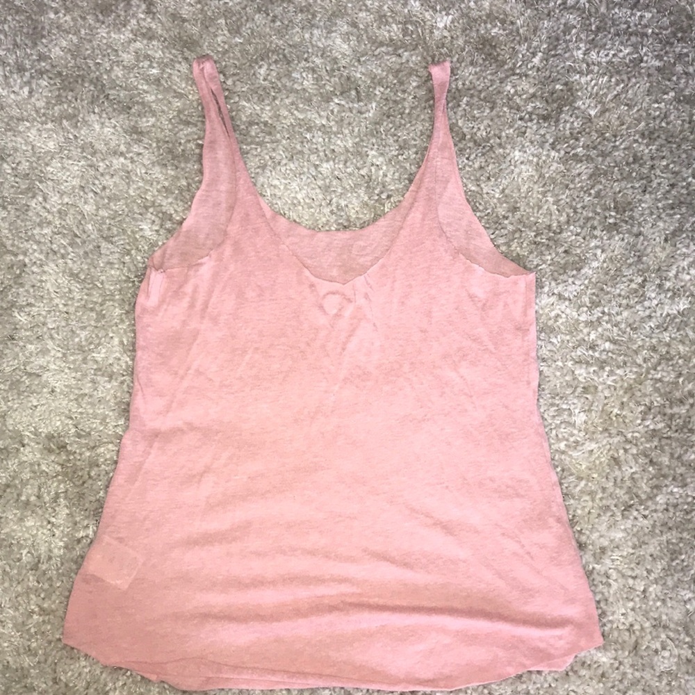 🌸 Simple Tank - Picture 3 of 3